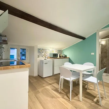 Apartment Cozy Apartment! Close To & Port Genoa